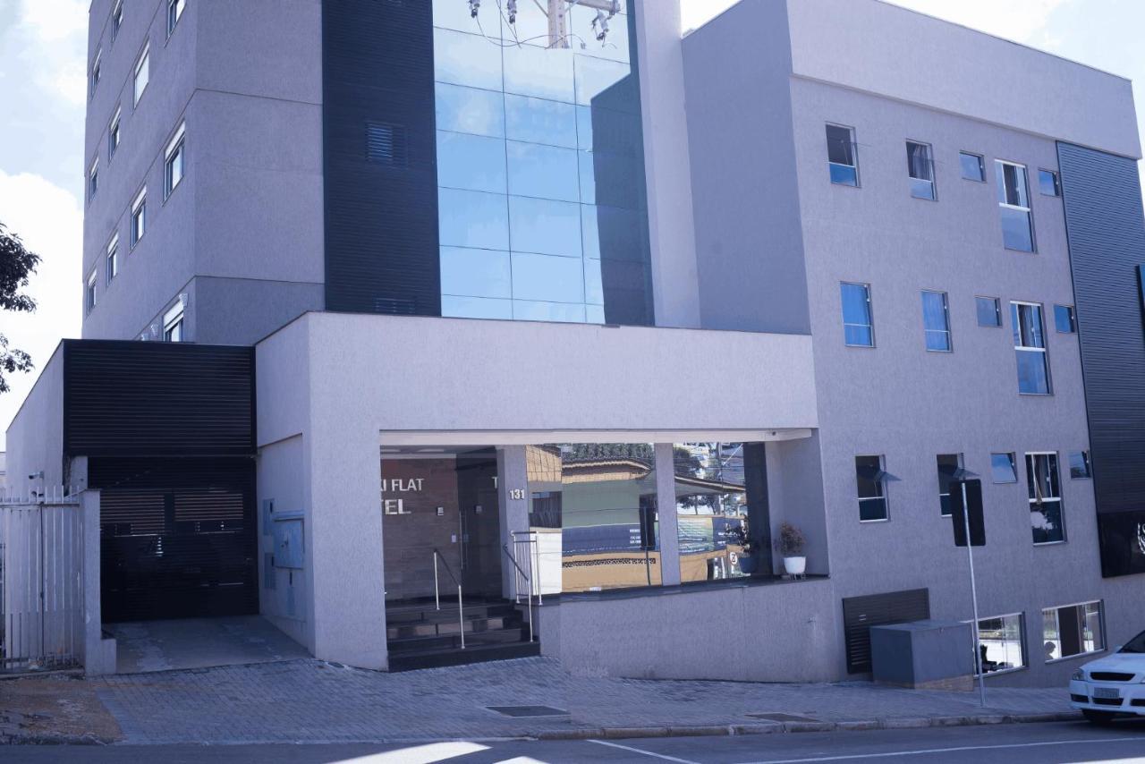 Sokulski Flat Hotel E Restaurante Araucária Exterior foto