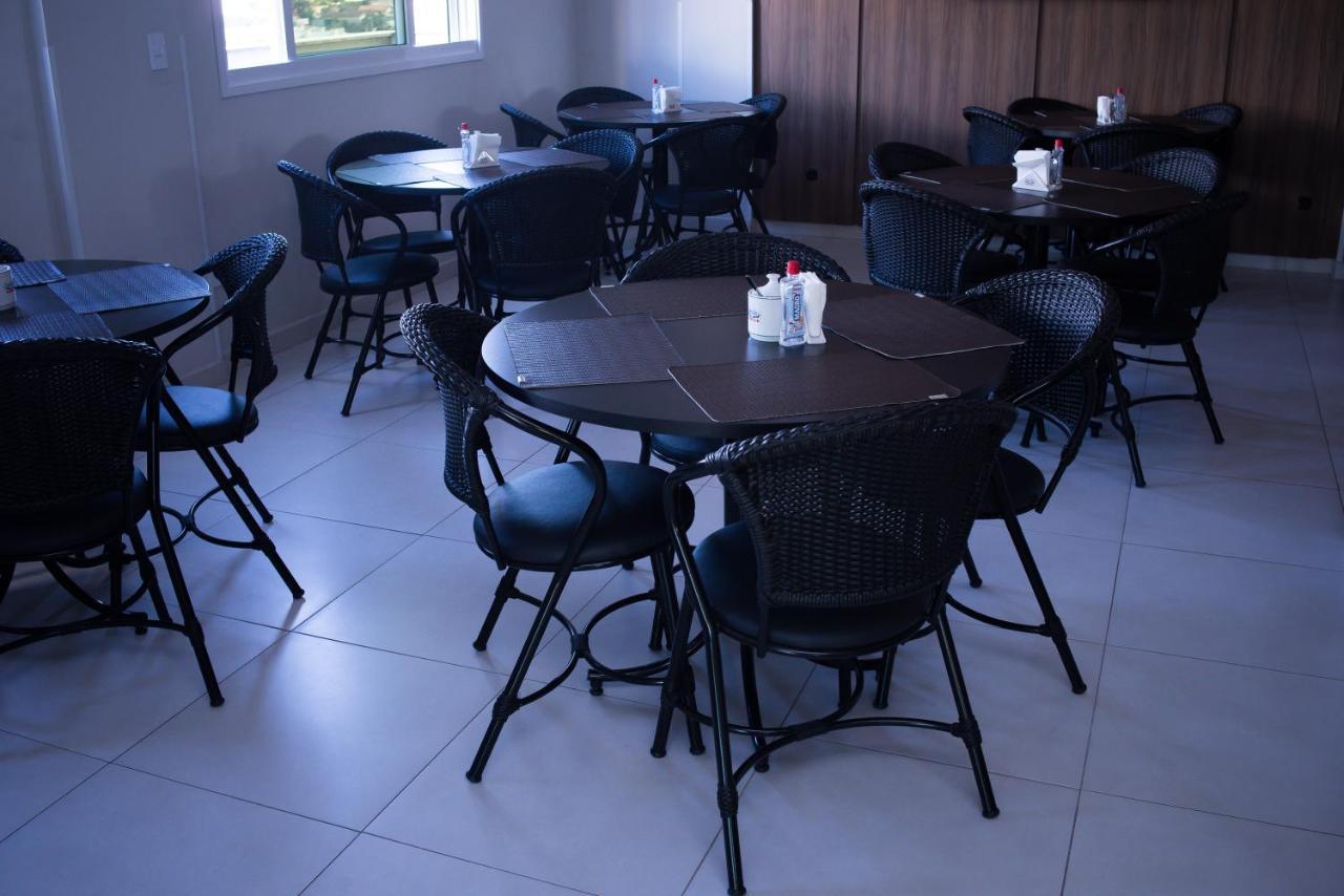 Sokulski Flat Hotel E Restaurante Araucária Exterior foto
