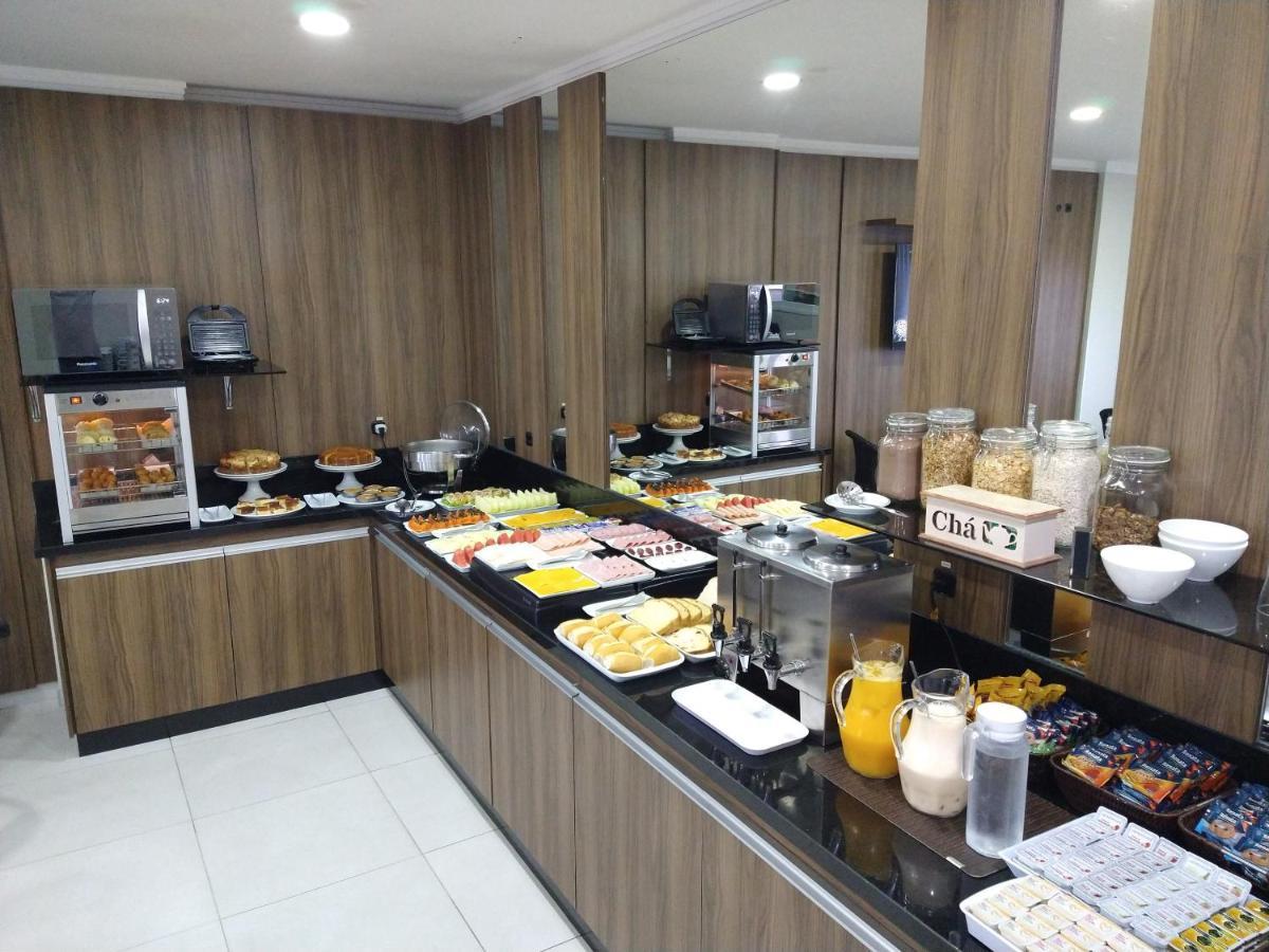 Sokulski Flat Hotel E Restaurante Araucária Exterior foto