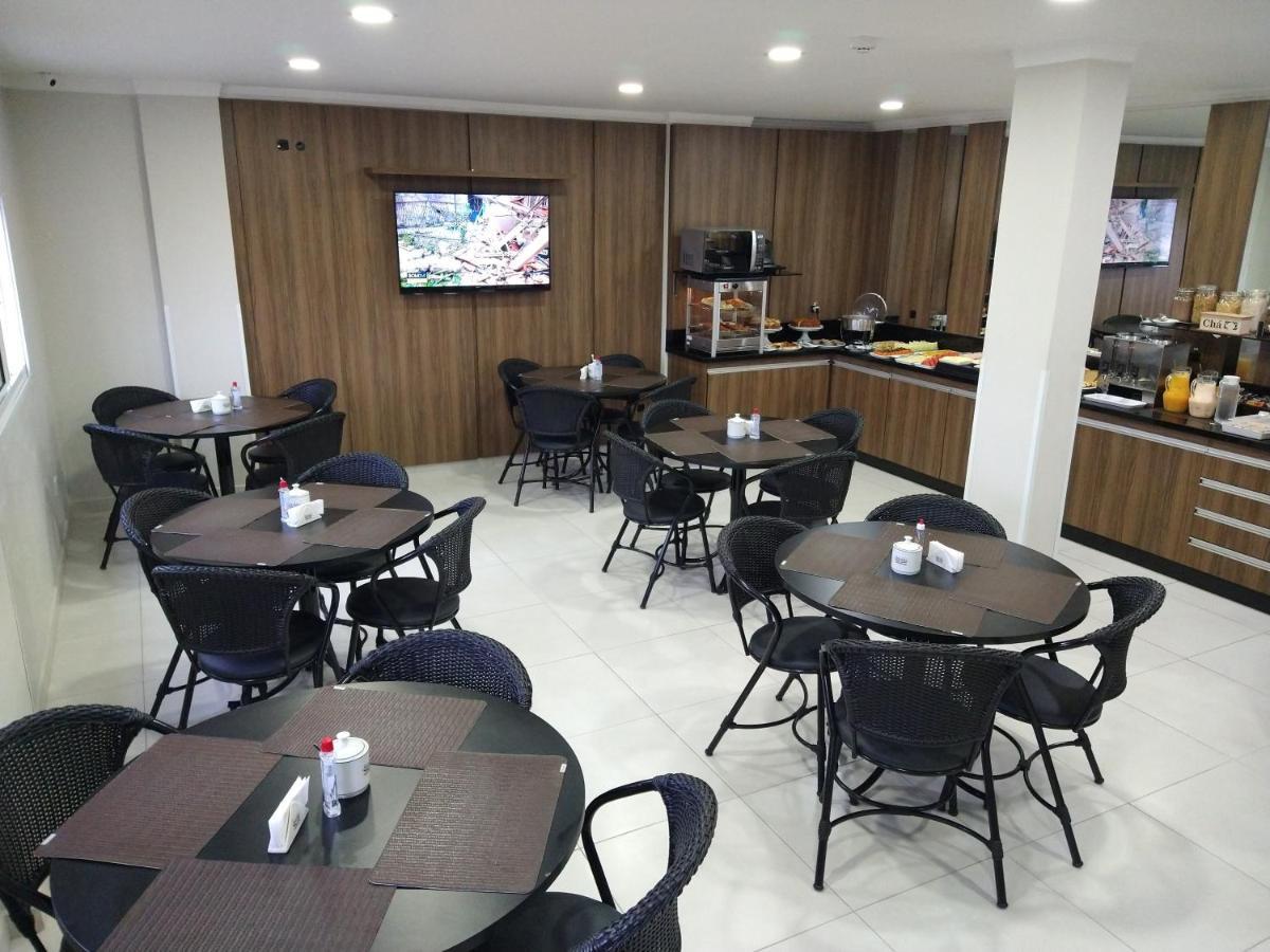 Sokulski Flat Hotel E Restaurante Araucária Exterior foto