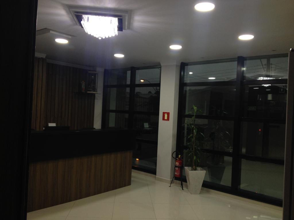 Sokulski Flat Hotel E Restaurante Araucária Exterior foto